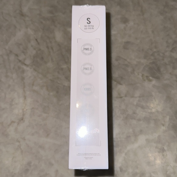 Airinum Urban Air Black Small Face Mask 2.0 - Picture 13 of 17